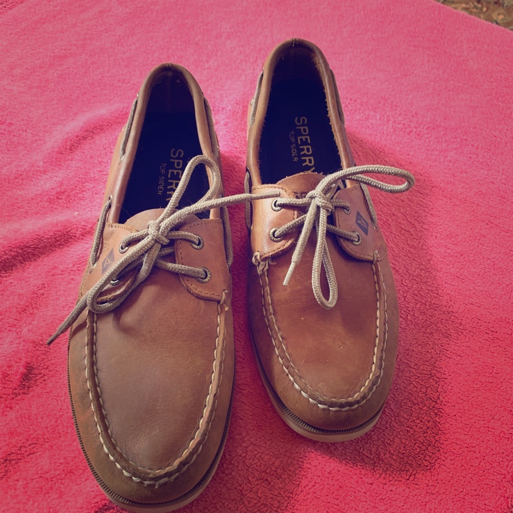 Sperry topsiders